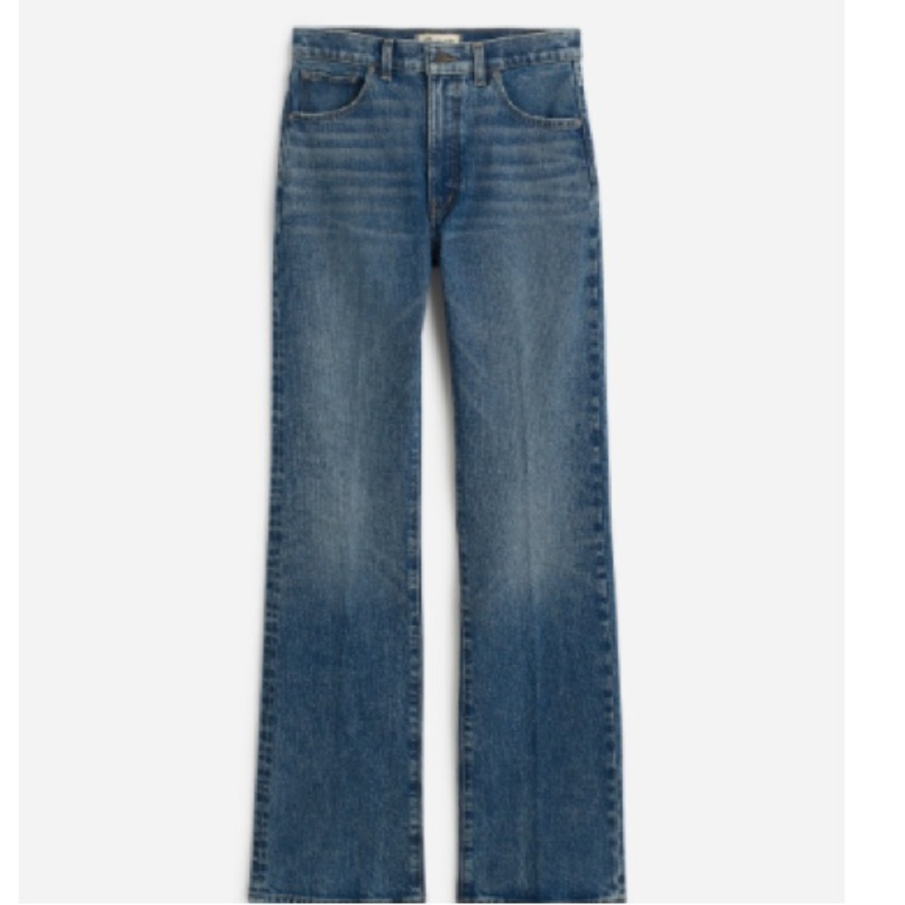 Madewell
Relaxed Bootcut Jeans In Conch